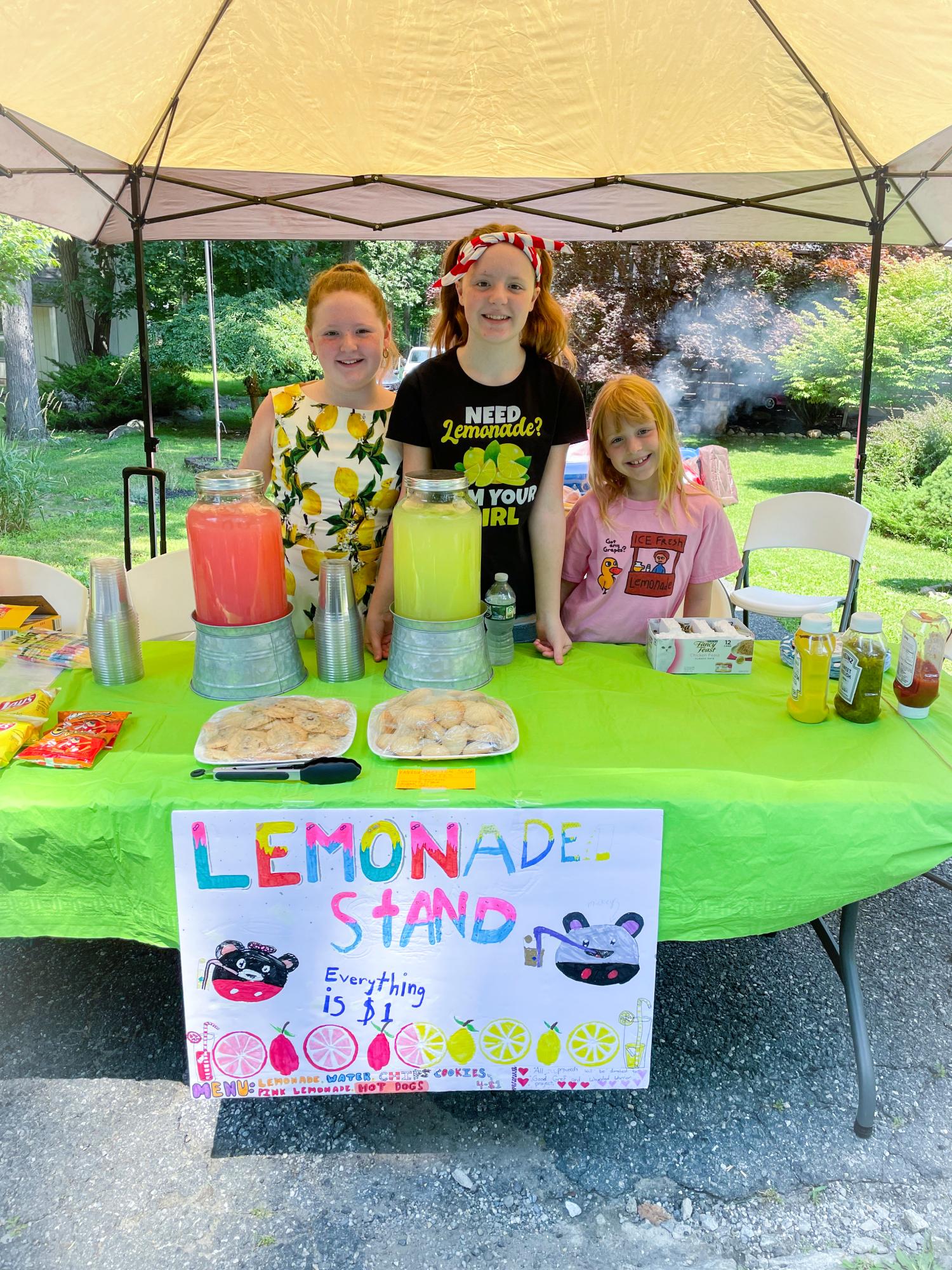 Good Grief Kids Selling Lemonade